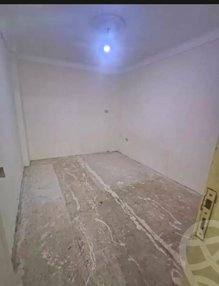 https://aqarmap.com.eg/en/listing/6921530-for-sale-alexandria-lsywf-el-falki
