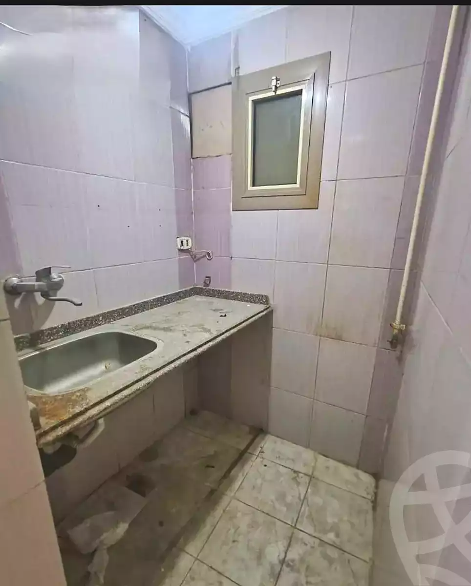 https://aqarmap.com.eg/en/listing/6921530-for-sale-alexandria-lsywf-el-falki