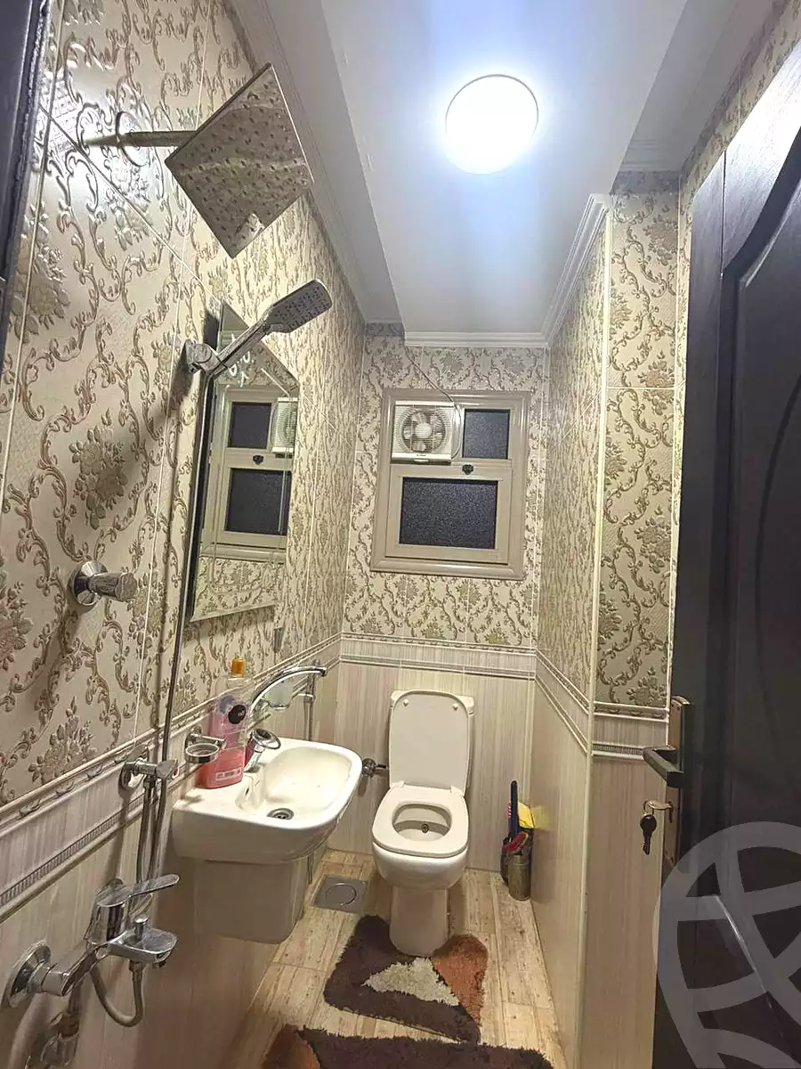 https://aqarmap.com.eg/ar/listing/6921812-for-sale-cairo-helwan-helwan-el-sharkeya-heidar-st