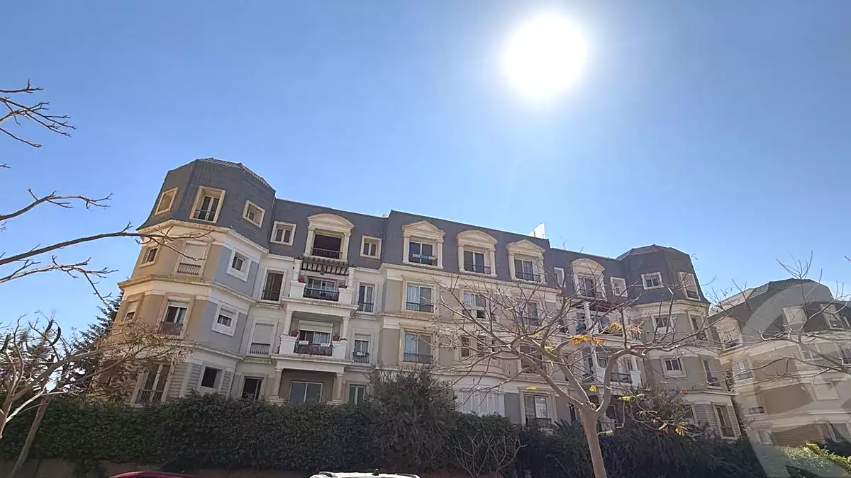 https://aqarmap.com.eg/en/listing/6919304-for-sale-cairo-new-cairo-compounds-mountain-view-hyde-park