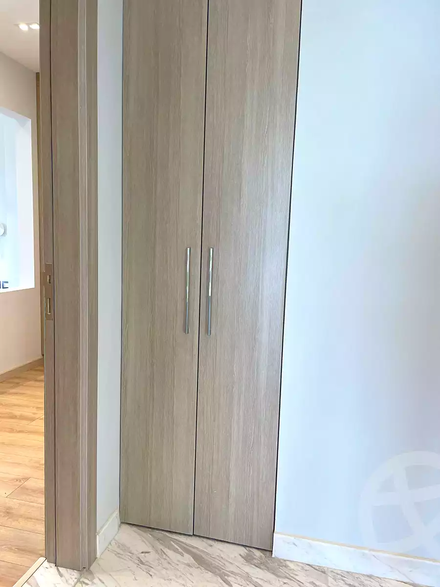 https://aqarmap.com.eg/ar/listing/6922132-for-sale-cairo-new-cairo-compounds-villette-kmbwnd-sky-kwndwz-swdyk-villette