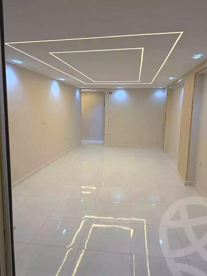 https://aqarmap.com.eg/ar/listing/6922783-for-sale-cairo-el-haram-el-lebeny-soltan-khattab-st