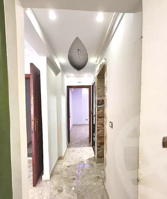 https://aqarmap.com.eg/ar/listing/6923691-for-sale-alexandria-bw-qyr-street-16