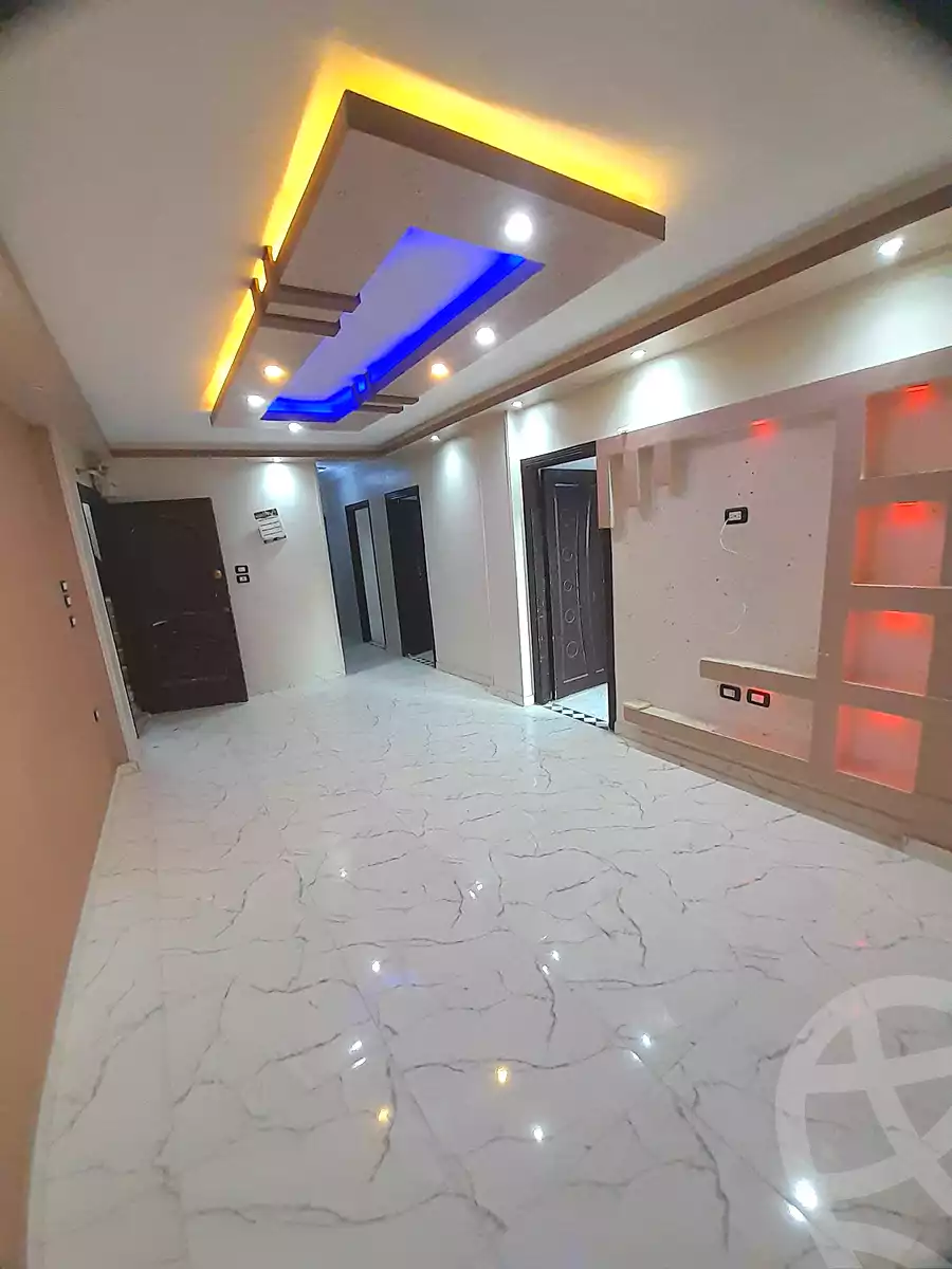 https://aqarmap.com.eg/ar/listing/6923759-for-sale-alexandria-bw-qyr-street-25