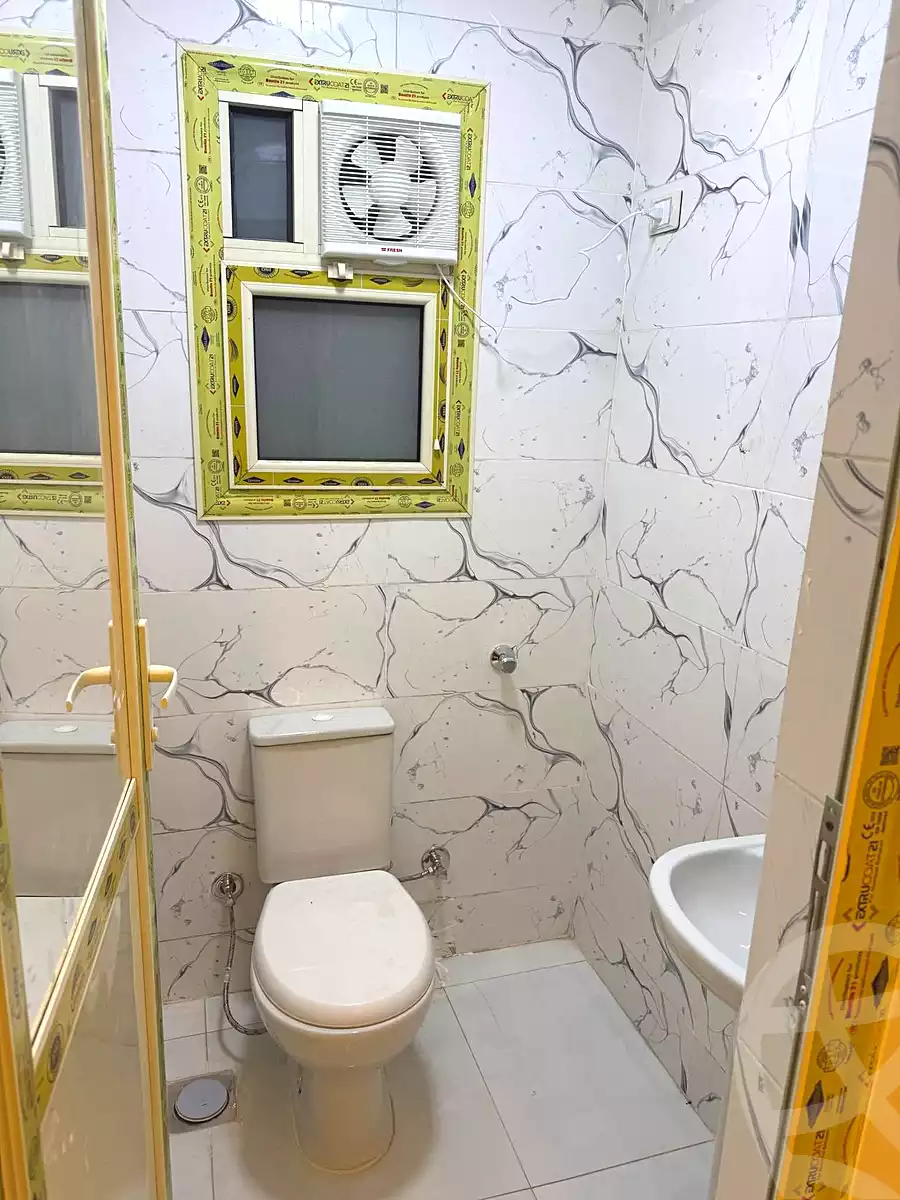 https://aqarmap.com.eg/en/listing/6923926-for-sale-cairo-el-haram-el-lebeny-soltan-khattab-st
