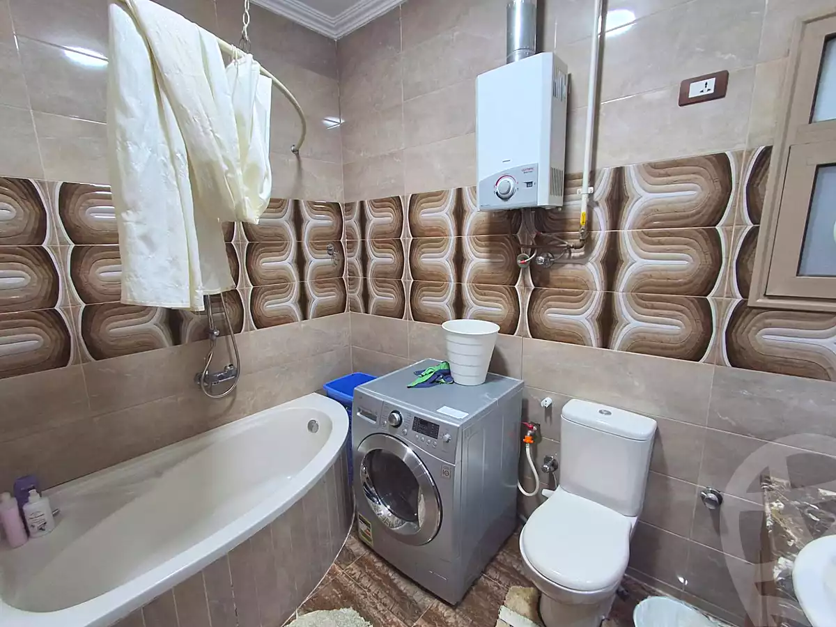 شقة بـ٣ غرف نوم في Concord Plaza، صورة ٤ من ٥