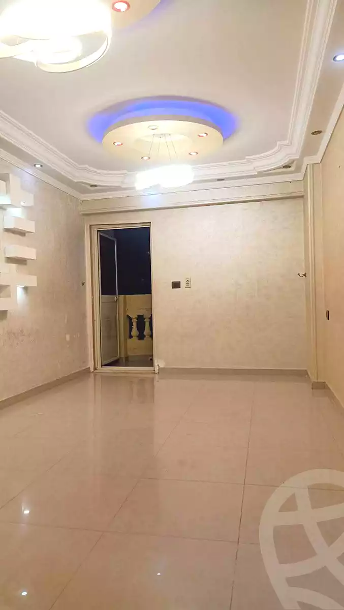 https://aqarmap.com.eg/ar/listing/6924591-for-sale-alexandria-sydy-bshr-sydy-bshr-qbly-cairo-st