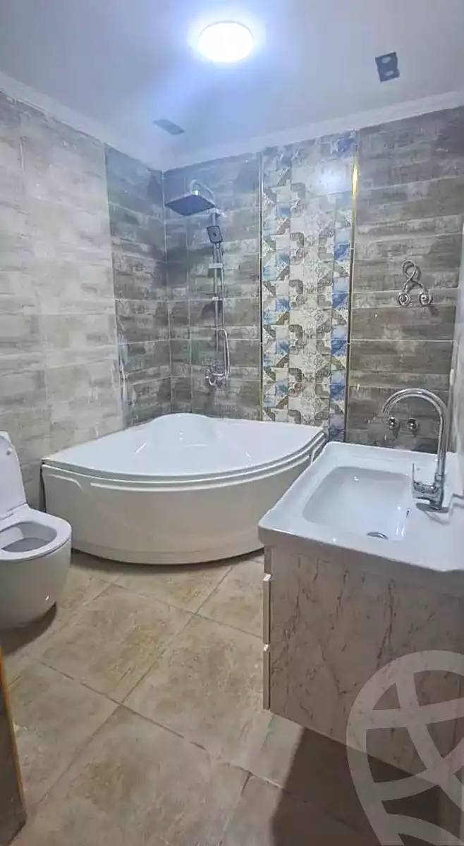 https://aqarmap.com.eg/ar/listing/6925017-for-sale-alexandria-el-asafra-l-sfr-bhry-el-geish-rd