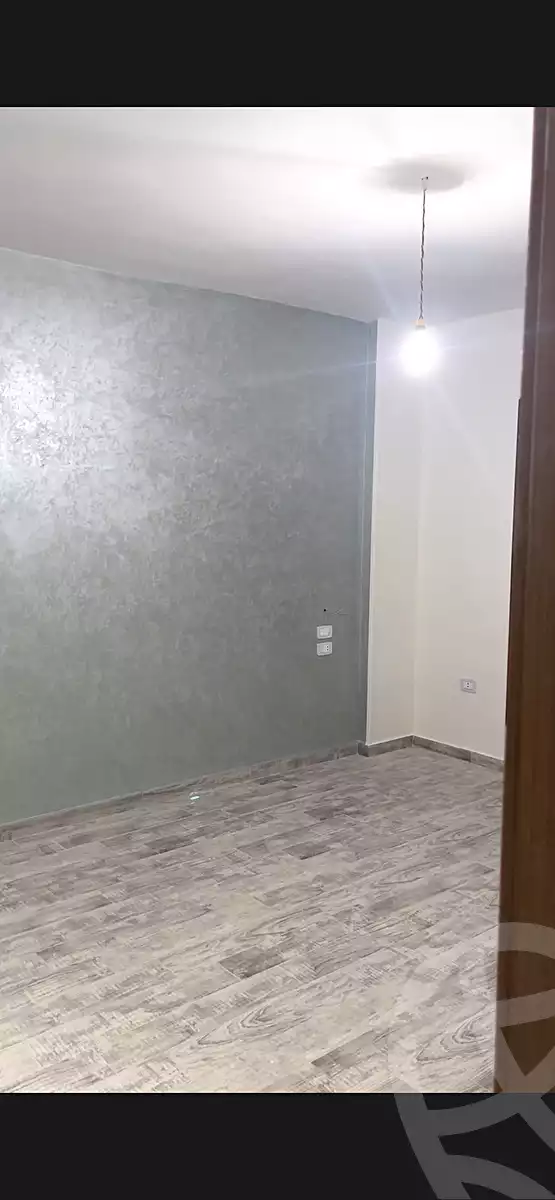 https://aqarmap.com.eg/ar/listing/6925265-for-rent-cairo-el-maadi-compounds-rayhanah-plaza