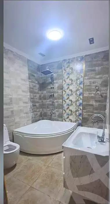 https://aqarmap.com.eg/ar/listing/6925302-for-sale-alexandria-el-asafra-l-sfr-bhry-el-geish-rd