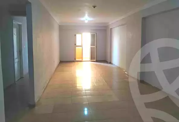 https://aqarmap.com.eg/ar/listing/6925606-for-rent-alexandria-al-agamy-el-kilo-21