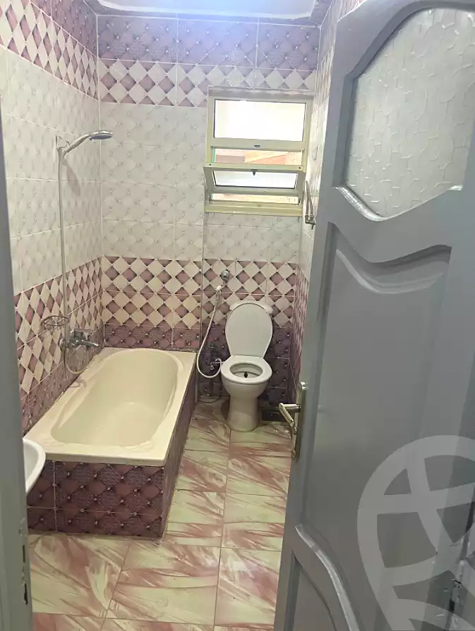 https://aqarmap.com.eg/ar/listing/6925994-for-sale-alexandria-al-agamy-lbytsh-bianchiii