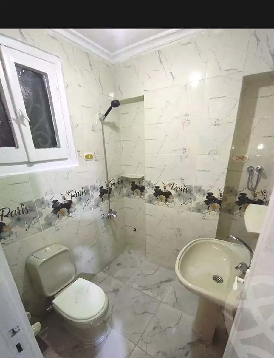 https://aqarmap.com.eg/ar/listing/6926798-for-sale-alexandria-al-agamy-lbytsh