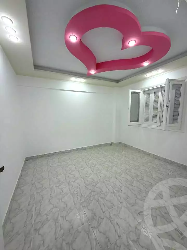https://aqarmap.com.eg/en/listing/6926828-for-sale-alexandria-al-agamy-shataa-el-nakheel-no-8-st