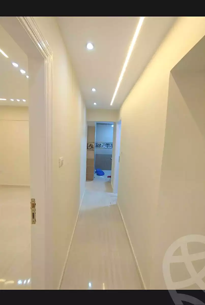 https://aqarmap.com.eg/ar/listing/6926956-for-sale-alexandria-sydy-bshr-sydy-bshr-bhry-gamal-abd-el-nasir-st
