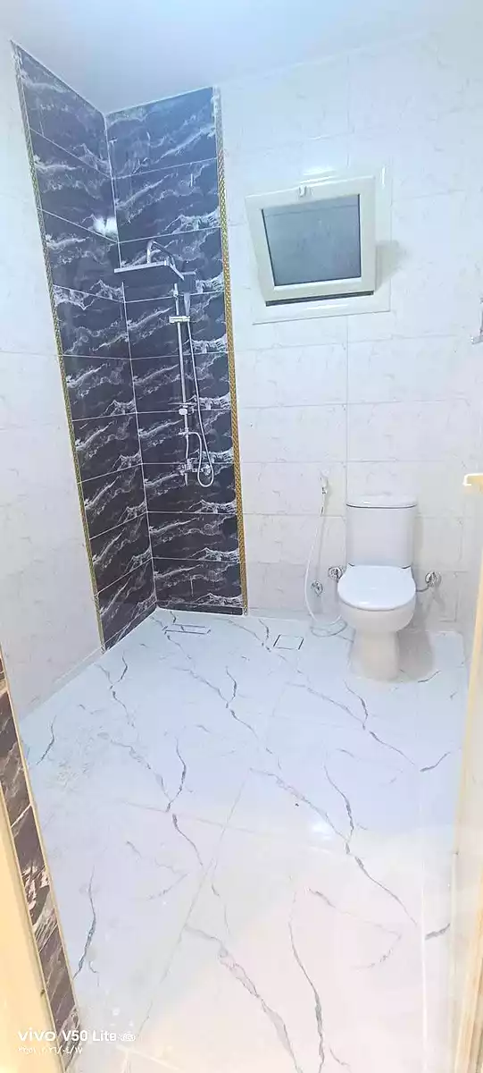 https://aqarmap.com.eg/ar/listing/6927257-for-sale-qalyubia-shubra-el-khaima-el-shareaa-el-gadid-st