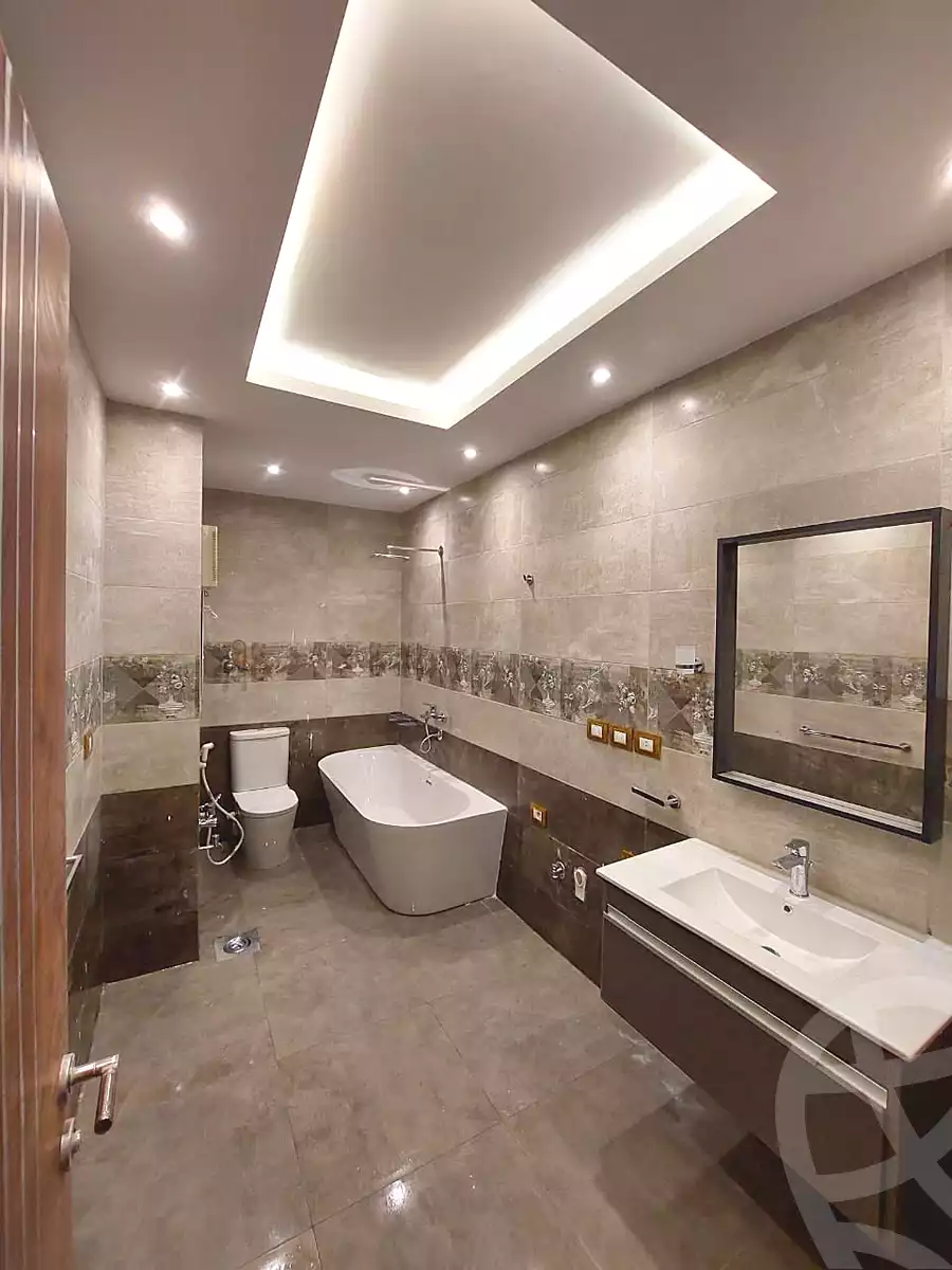 https://aqarmap.com.eg/ar/listing/6927245-for-rent-cairo-new-cairo-compounds-hyde-park-park-corner-hyde-park