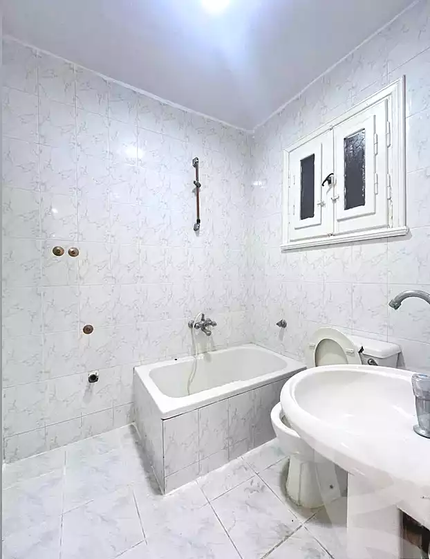 https://aqarmap.com.eg/ar/listing/6927476-for-sale-alexandria-al-agamy-shataa-el-nakheel