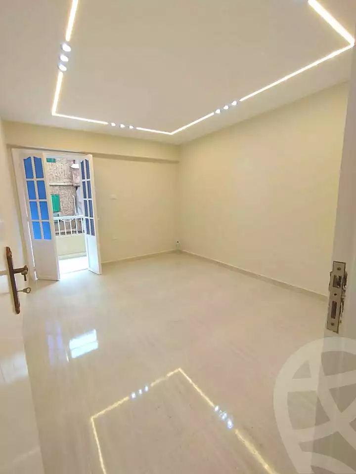 https://aqarmap.com.eg/ar/listing/6927668-for-sale-alexandria-sydy-bshr-sydy-bshr-bhry-gamal-abd-el-nasir-st