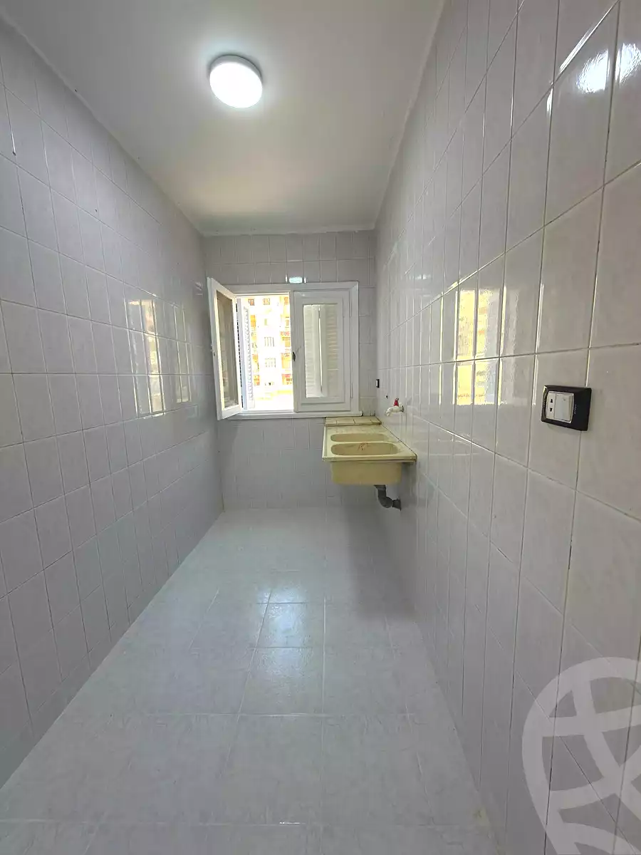 https://aqarmap.com.eg/en/listing/6927772-for-sale-alexandria-al-agamy-shataa-el-nakheel