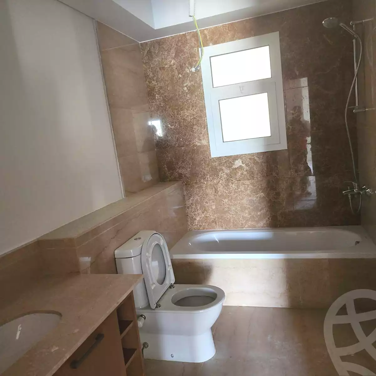 https://aqarmap.com.eg/ar/listing/6927811-for-rent-cairo-new-cairo-compounds-mivida-mivida-parcel