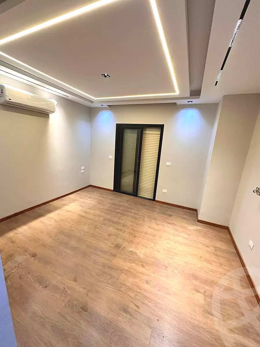 شقة بغرفتي نوم في سكاي كوندوز، صورة ٣ من ١١
