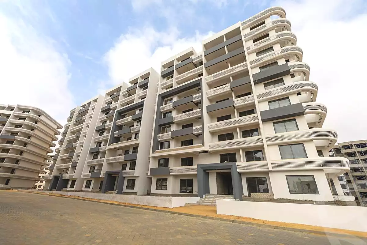 https://aqarmap.com.eg/en/listing/6927990-for-sale-cairo-new-administrative-capital-r7-bwrdwwk