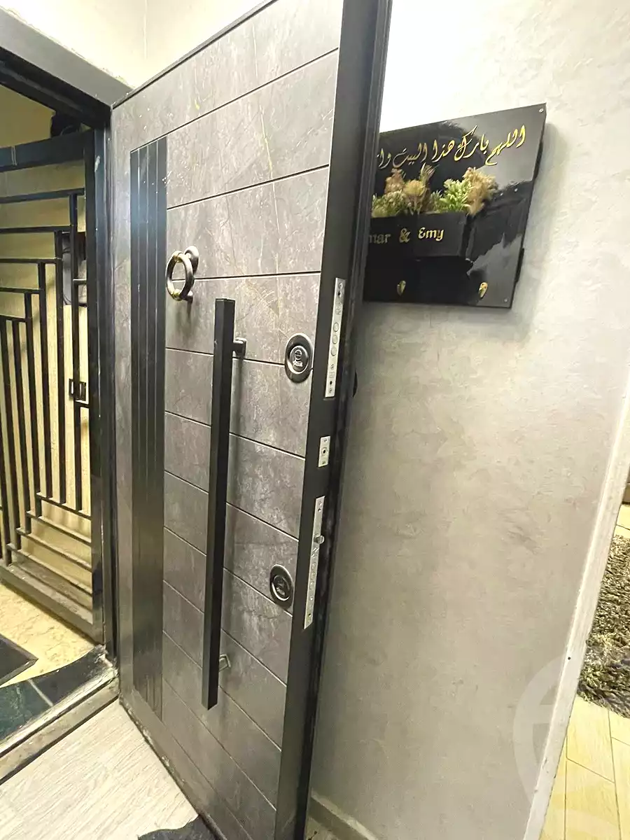https://aqarmap.com.eg/ar/listing/6928085-for-sale-cairo-ain-shams-jsr-lswys