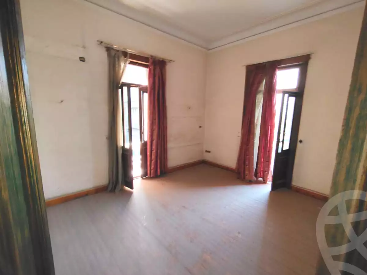 https://aqarmap.com.eg/ar/listing/6928102-for-rent-cairo-downtown-abdeen-el-gomhoreya-st
