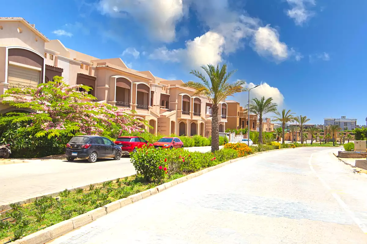 https://aqarmap.com.eg/ar/listing/6928588-for-sale-cairo-new-cairo-compounds-kattameya-gardens