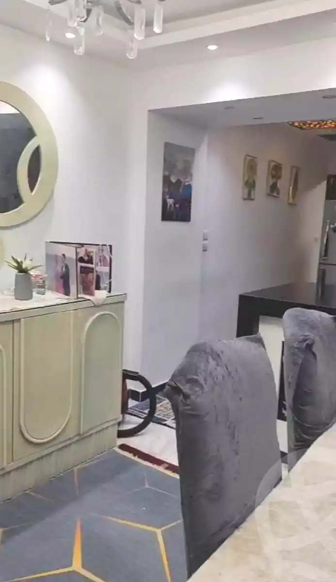 https://aqarmap.com.eg/ar/listing/6928720-for-sale-alexandria-alhadara-new-el-hadra-ebad-el-rahman-st