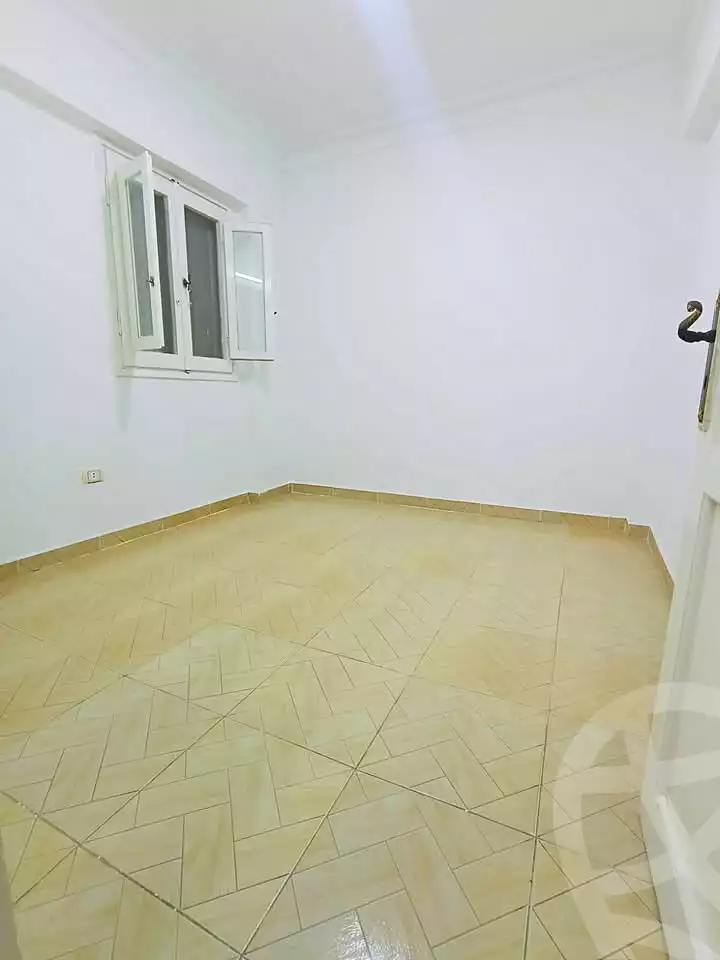 https://aqarmap.com.eg/ar/listing/6928788-for-sale-alexandria-al-agamy-shataa-el-nakheel