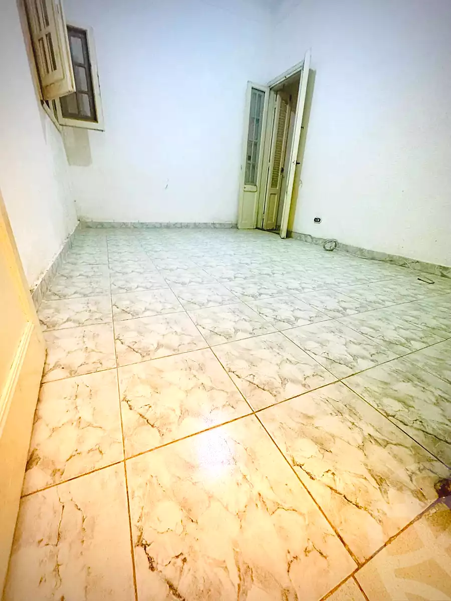 https://aqarmap.com.eg/ar/listing/6929003-for-sale-alexandria-al-agamy-lbytsh-bianchiii-el-bashwat-st