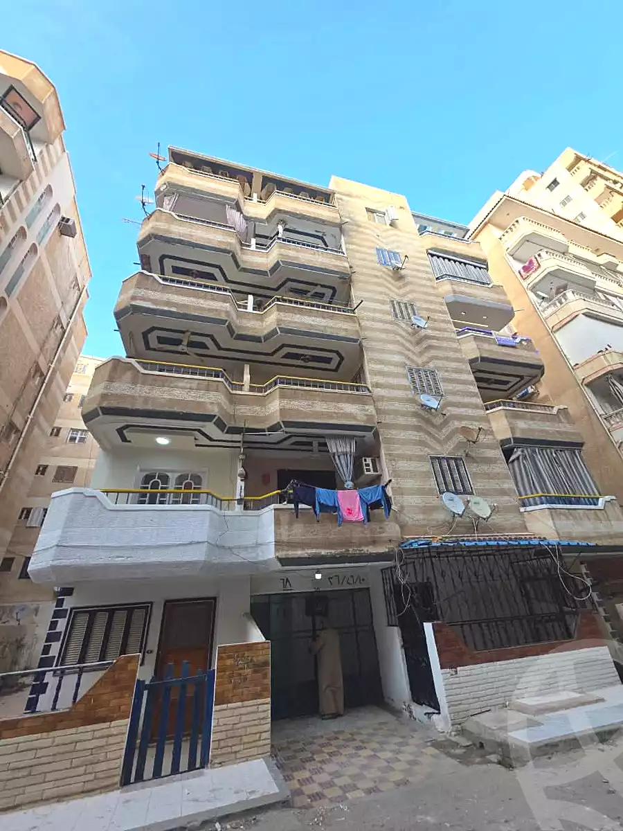 https://aqarmap.com.eg/ar/listing/6929139-for-sale-alexandria-al-agamy-shataa-el-nakheel