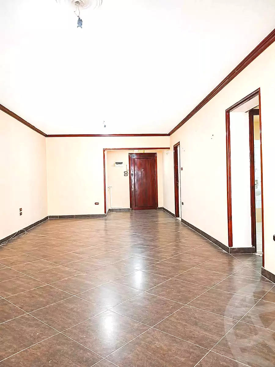 https://aqarmap.com.eg/ar/listing/6929187-for-rent-alexandria-miami