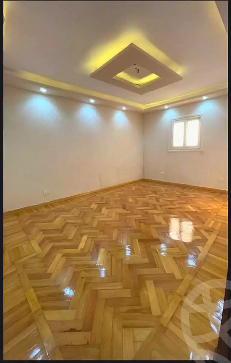 https://aqarmap.com.eg/ar/listing/6929697-for-sale-alexandria-miami-mahmoud-el-isawy-st