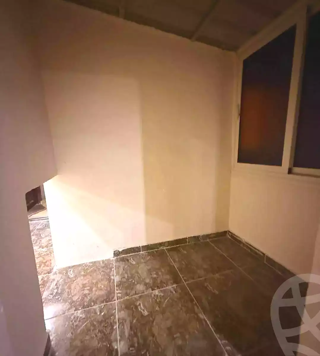 https://aqarmap.com.eg/ar/listing/6930660-for-sale-alexandria-al-agamy-lbytsh-bianchiii