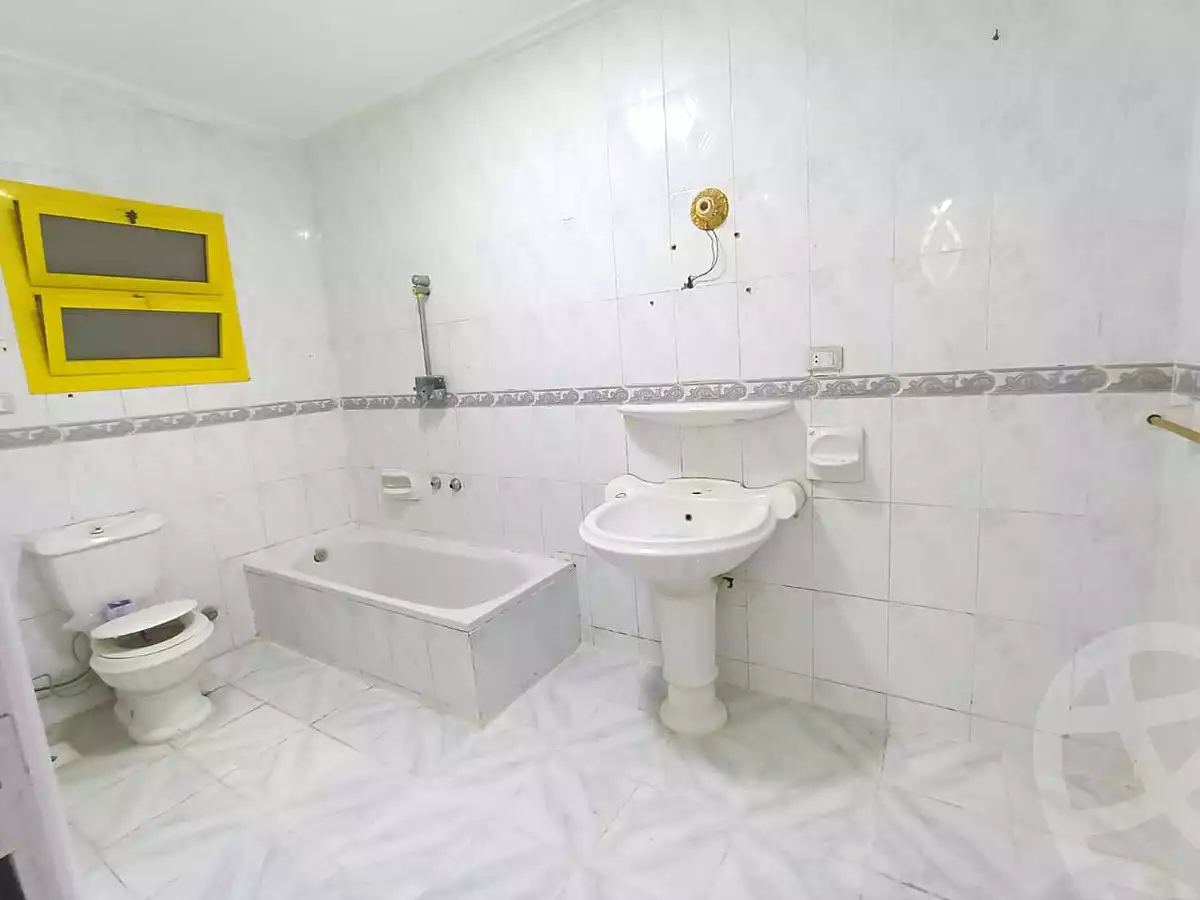 https://aqarmap.com.eg/ar/listing/6931457-for-sale-alexandria-al-agamy-shataa-el-nakheel