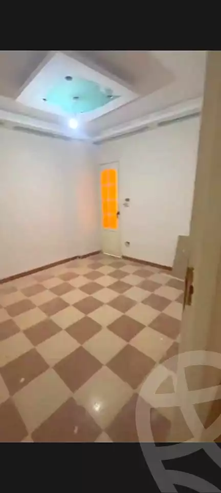 https://aqarmap.com.eg/ar/listing/6932000-for-sale-alexandria-sydy-bshr-sydy-bshr-bhry-magd-el-arab-mohamed-st
