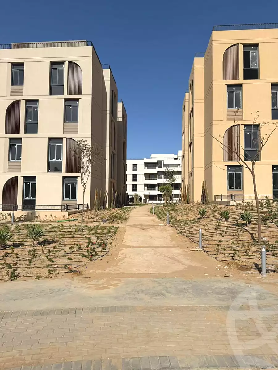 https://aqarmap.com.eg/ar/listing/6932216-for-sale-cairo-el-sheikh-zayed-city-lshykh-zyd-ljdyd-vye