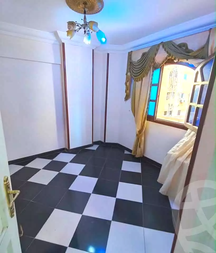 https://aqarmap.com.eg/ar/listing/6932377-for-sale-alexandria-sydy-bshr-sydy-bshr-bhry