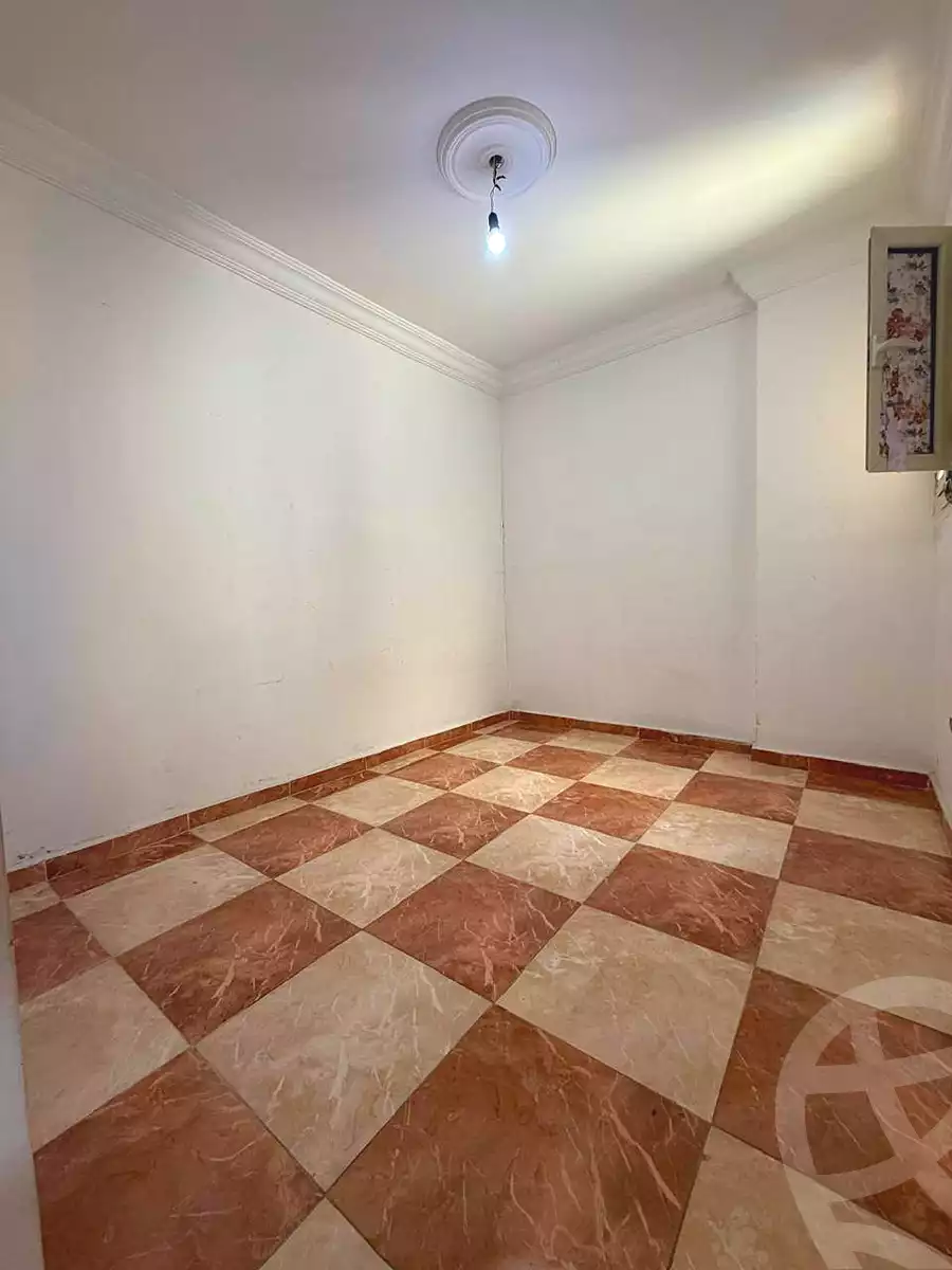 https://aqarmap.com.eg/ar/listing/6931428-for-sale-alexandria-sydy-bshr-sydy-bshr-qbly