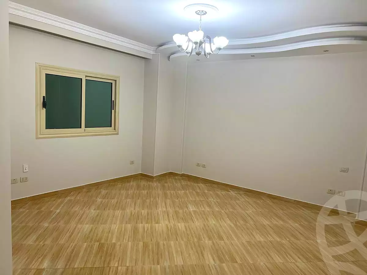 https://aqarmap.com.eg/ar/listing/6933362-for-sale-cairo-6th-of-october-el-hay-el-motamyz-fourth-touristic-village-dr-ezz-el-din-eissa-st