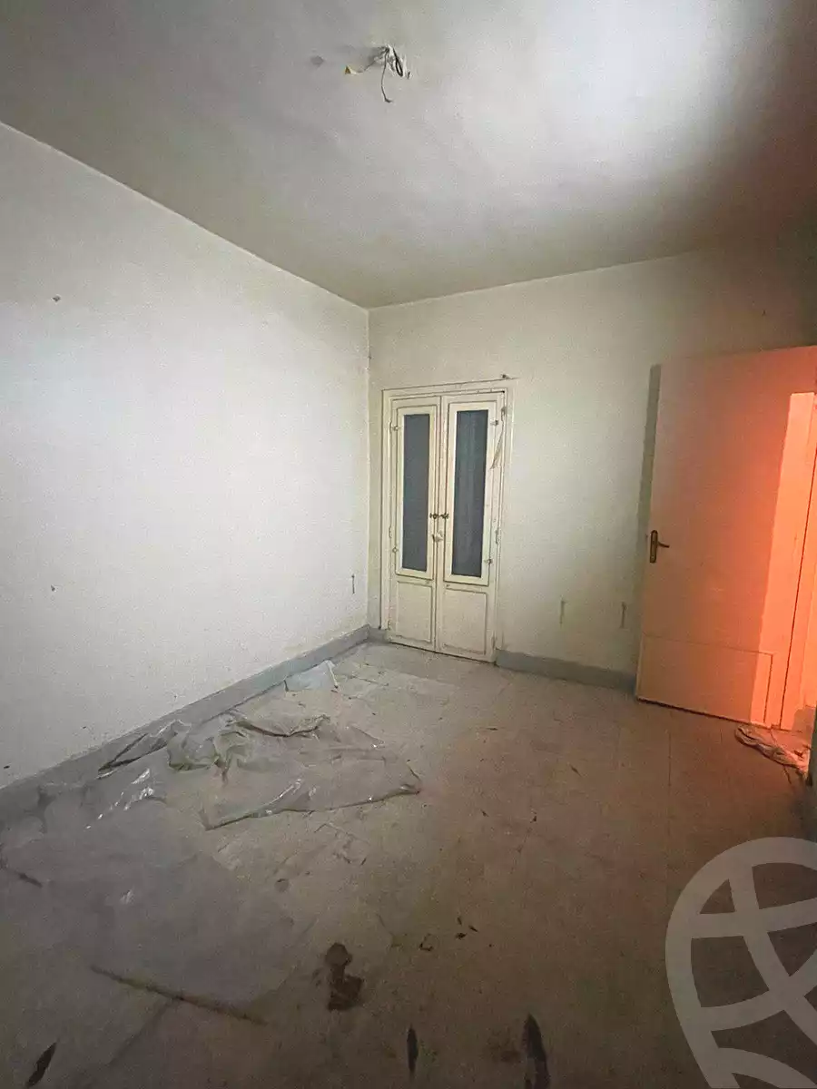 https://aqarmap.com.eg/ar/listing/6930347-for-sale-alexandria-al-agamy-lbytsh-al-andalous-wa-al-hgaz-st