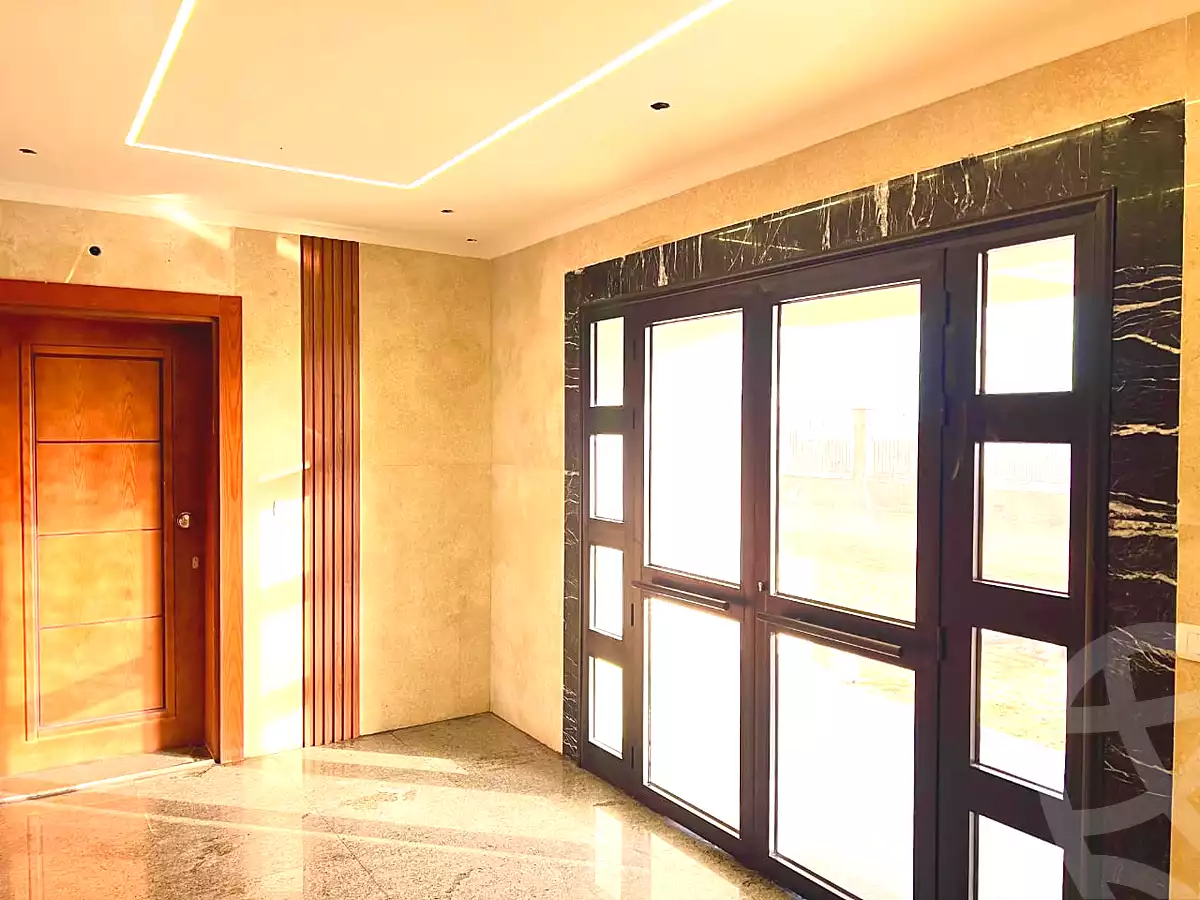 https://aqarmap.com.eg/ar/listing/6934229-for-sale-cairo-new-administrative-capital-r8-rmtn