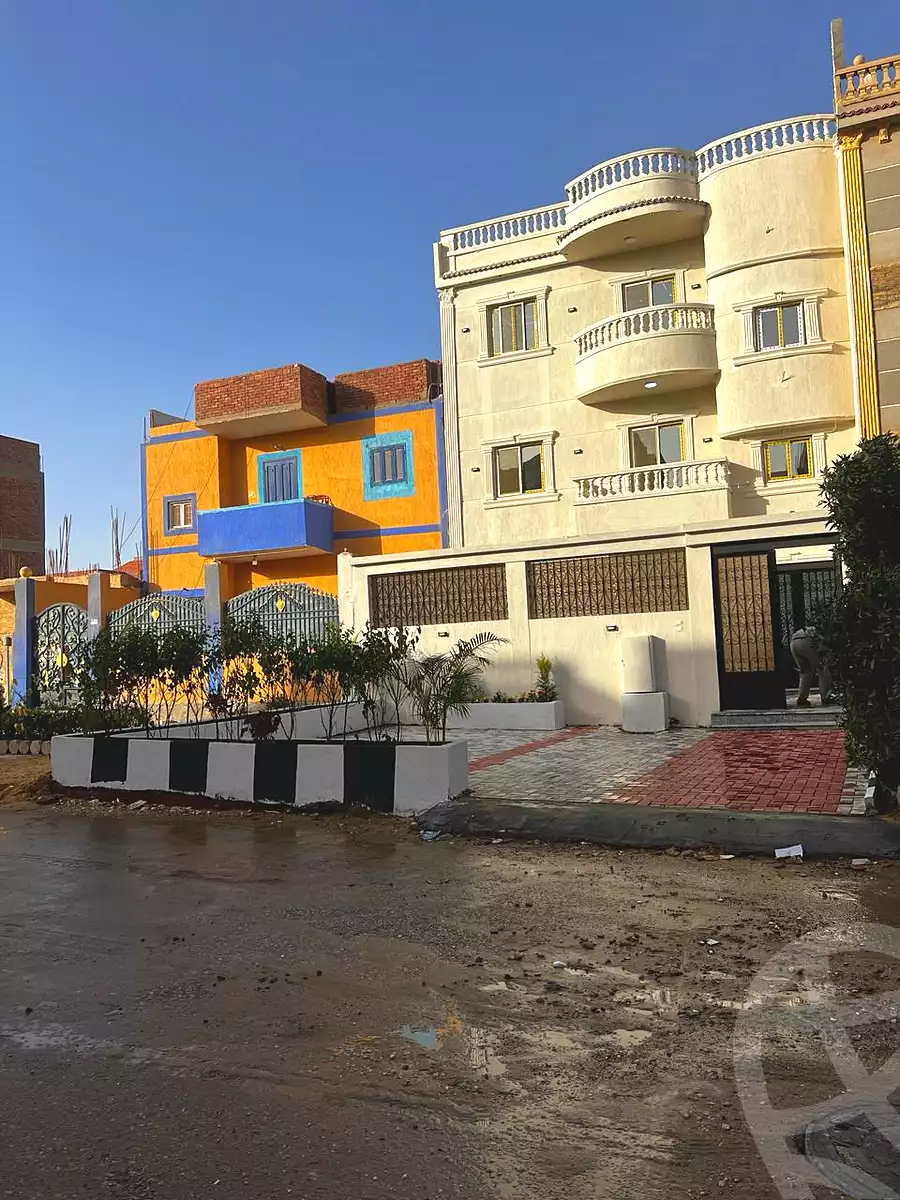 https://aqarmap.com.eg/en/listing/6934428-for-sale-cairo-6th-of-october-hadaeq-october-ebni-betak-5