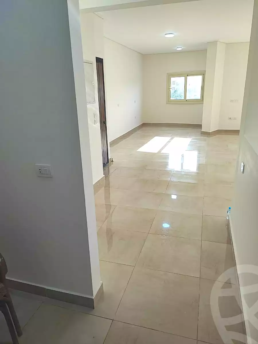 https://aqarmap.com.eg/ar/listing/6934698-for-rent-cairo-new-cairo-el-yassamin-el-yasmeen-8