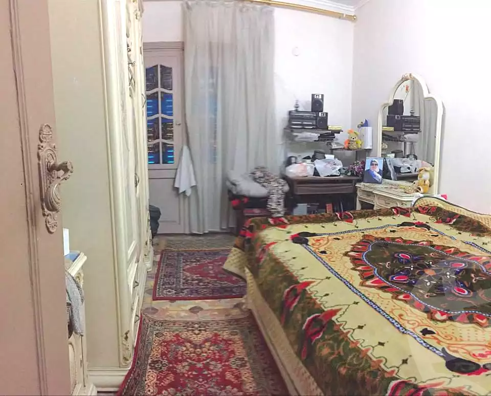 https://aqarmap.com.eg/en/listing/6934983-for-sale-alexandria-moharram-bey-ali-al-askandarani-st