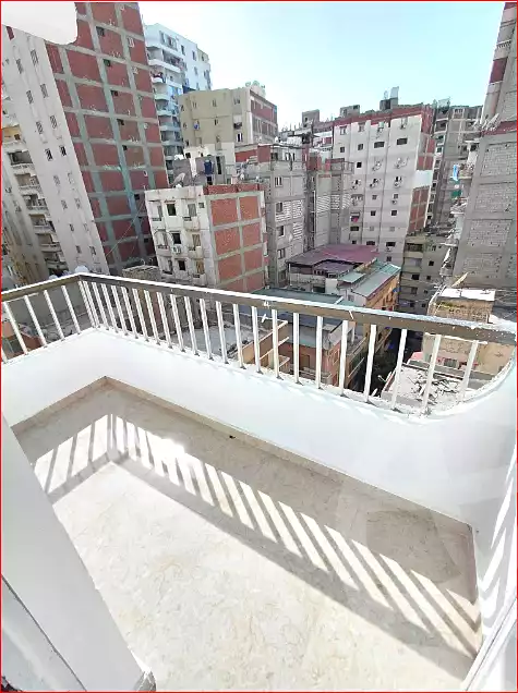 https://aqarmap.com.eg/ar/listing/6935096-for-sale-alexandria-miami-el-sebaey-st