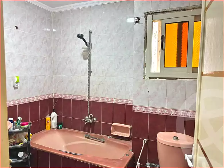 https://aqarmap.com.eg/ar/listing/6935270-for-sale-alexandria-fyktwry-el-amir-abd-el-haleem-st